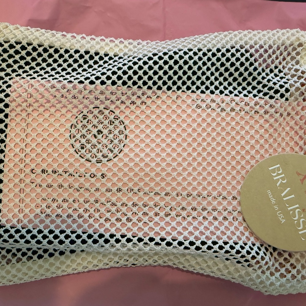 Bralisse Breast Shapewear - NWT - Picture 4 of 5